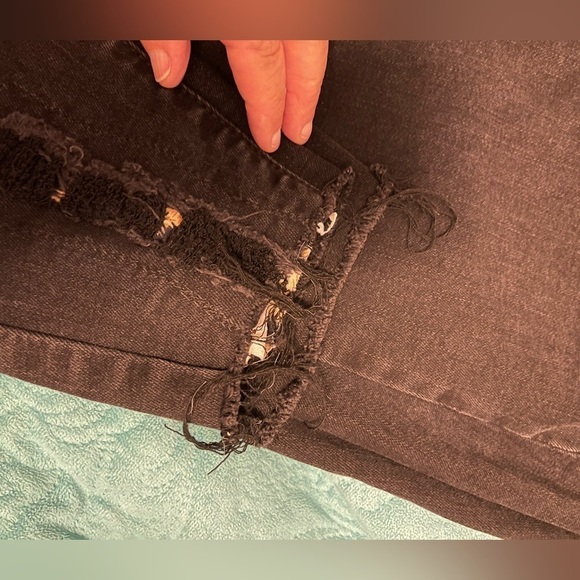 Judy Blue Leopard Patch Junior sz 15/32 Skinny Distressed Jeans Black Frayed Hem - Picture 9 of 10